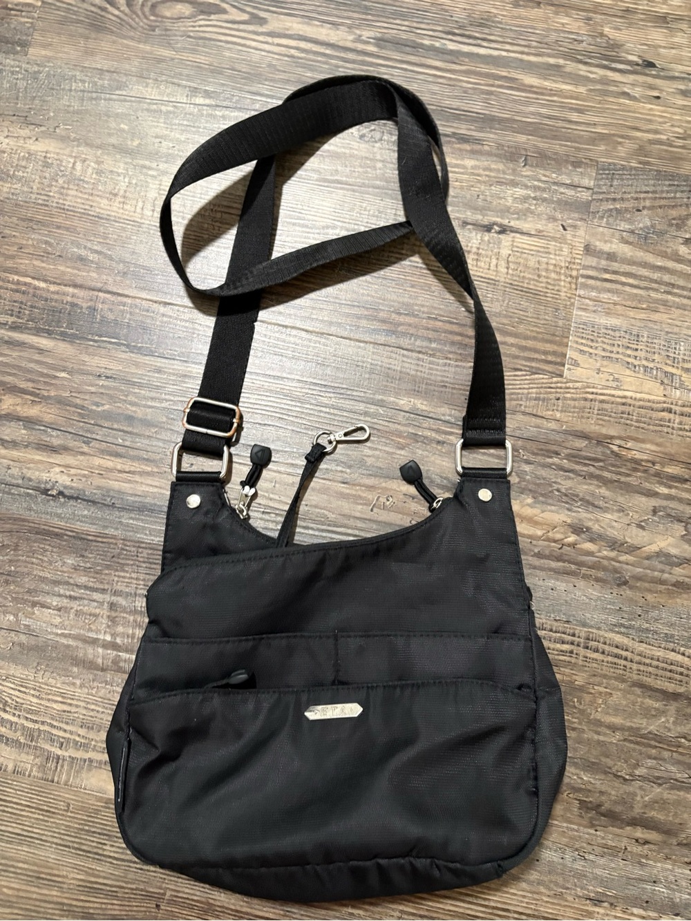 E.T.A Women’s crossbody Purse $13.00